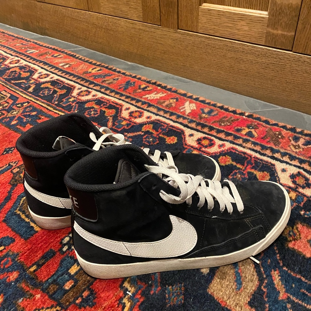 Black Nike blazers
